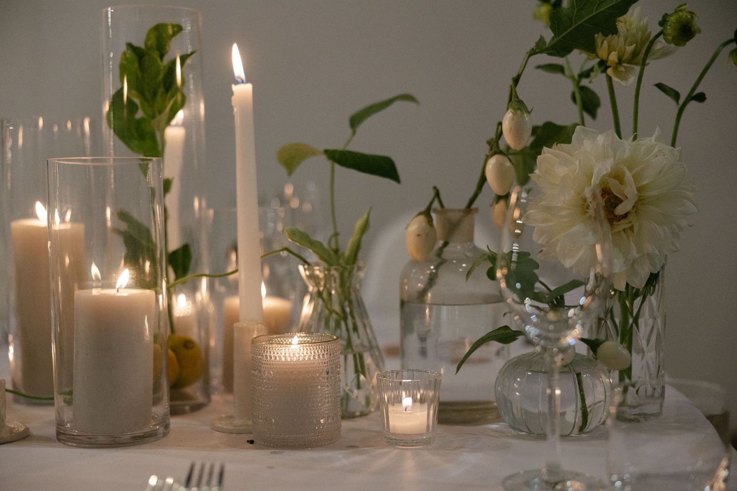 Allert and Lauren at Babylonstoren, documentary wedding photos capturing authentic celebrations.