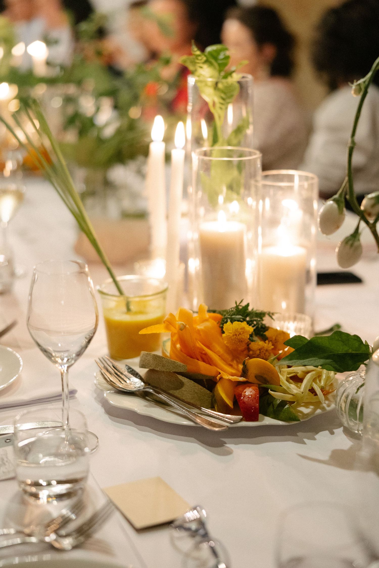 Allert and Lauren at Babylonstoren, documentary wedding photos capturing authentic celebrations.