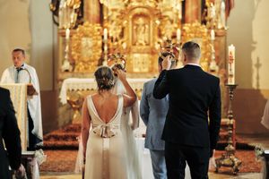 Fotograf za vencanje u crkvi Nemacka 
Wedding photographer in church on the wedding day Traunreut Germany
Best man church atmosphere
