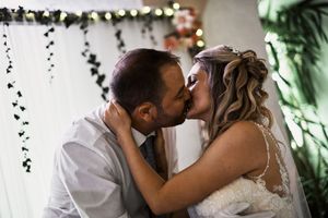 Fotograf za vencanje
Wedding photographer party on the wedding day Traunreut Germany
Couple bride and groom kiss