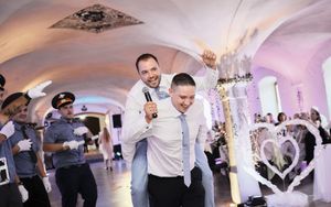 Fotograf za vencanje
Wedding photographer party on the wedding day Traunreut Germany
Wedding dance party