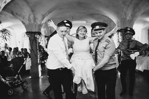 Fotograf za vencanje
Wedding photographer party on the wedding day Traunreut Germany
Wedding dance party