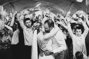 Fotograf za vencanje
Wedding photographer party on the wedding day Traunreut Germany
Cuople hug