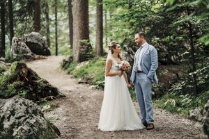 Fotograf za vencanje
Wedding photo session Zauberwald Germany
Couple in Alps forest 
Bride and groom
Wedding photographer