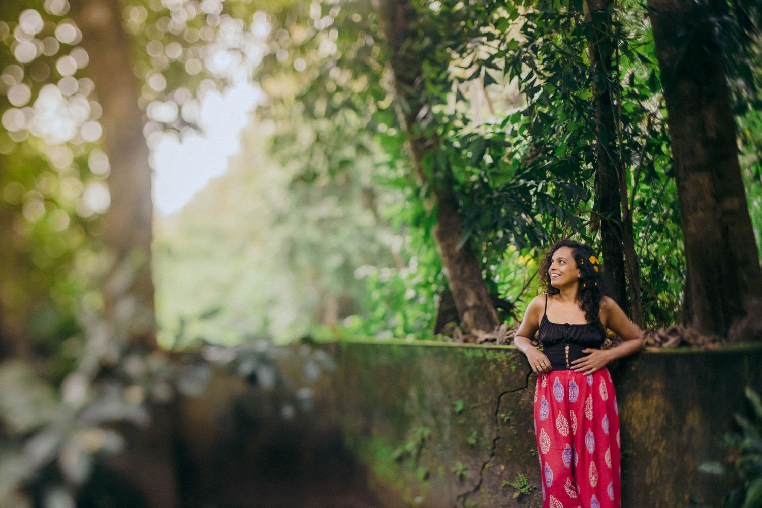 Goa outdoor portrait session in a beautiful, wild growing field