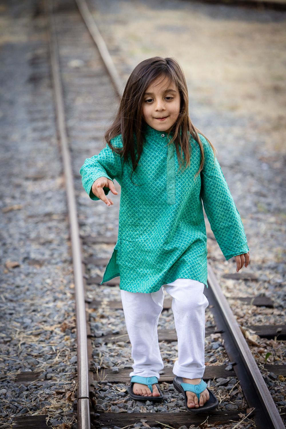 Los Gatos family photoshoot during golden hour by Cindy Tucey Photography