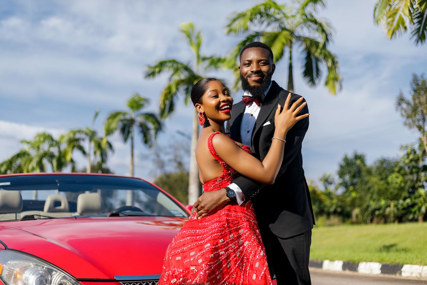 An image of a couple captured by Monami Photography