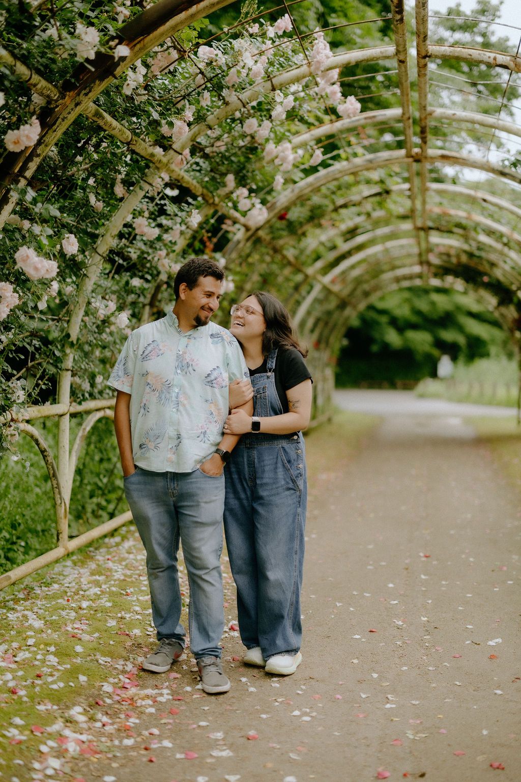 Proposal Photography at Ichikawa Rose Garden Chiba Tokyo