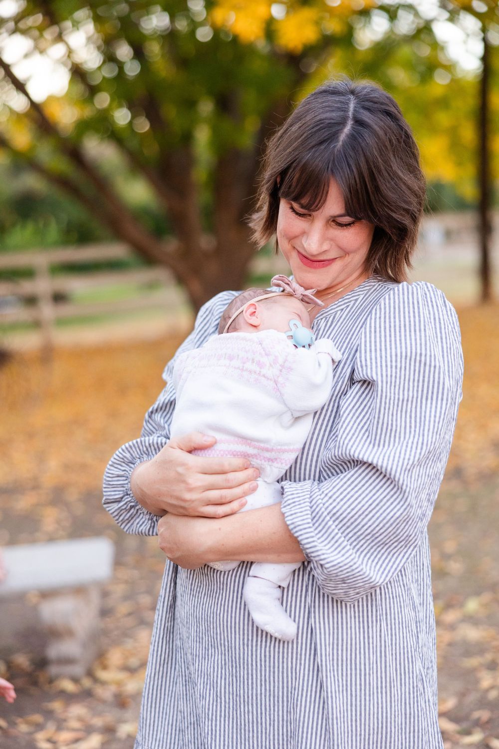 Family Session in Manistee Ranch Park in Glendale, Arizona by Jen Lynn Studios.