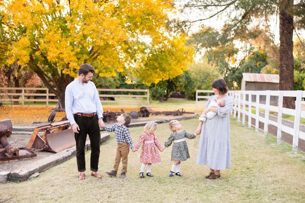 Family Session in Manistee Ranch Park in Glendale, Arizona by Jen Lynn Studios.