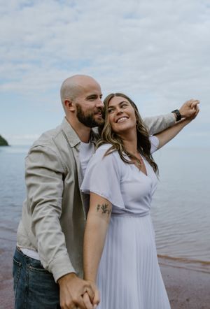 Blomidon Provincial Park Annapolis Valley Engagement Session - Nova Scotia Photographer, Charlotte Buckle Photography