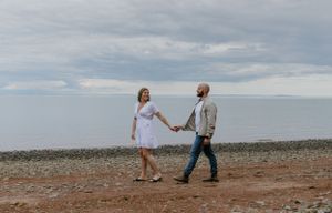 Blomidon Provincial Park Annapolis Valley Engagement Session - Nova Scotia Photographer, Charlotte Buckle Photography