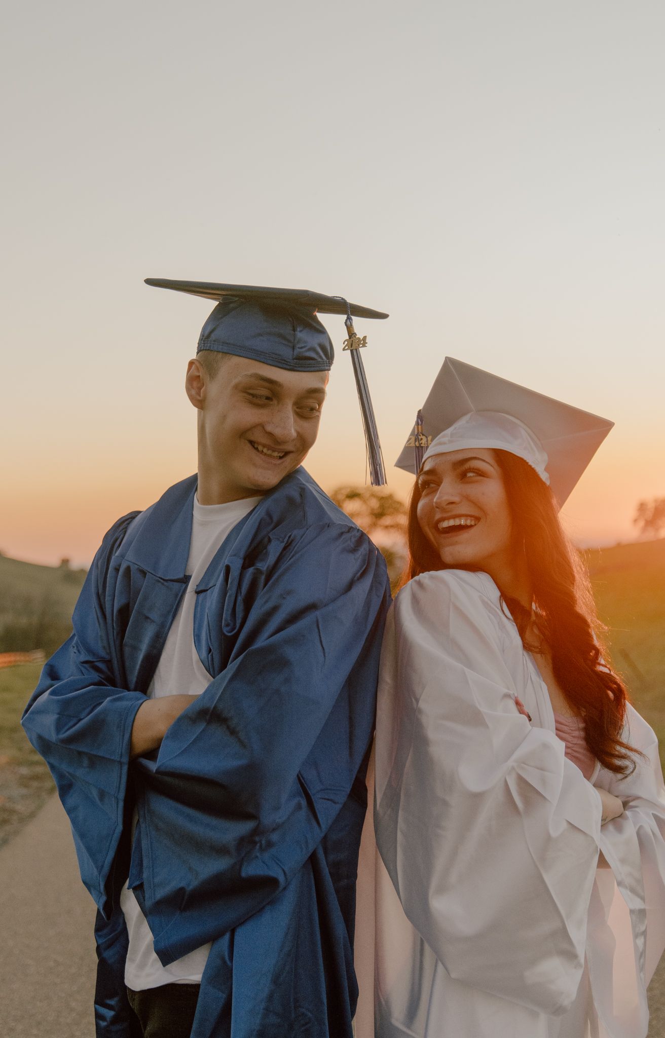 sibling senior portraits