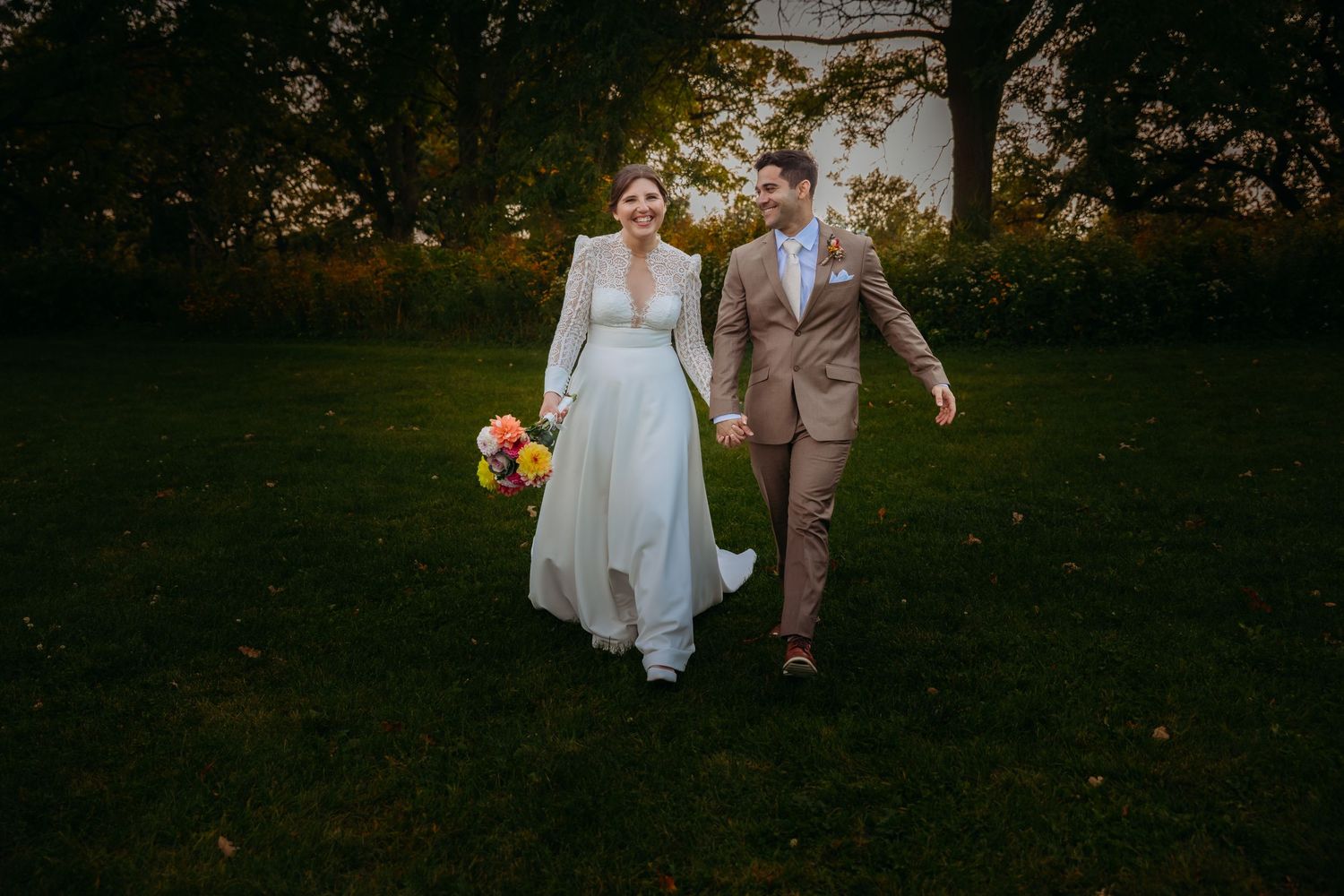 Waupun wi Golf course wedding Wisconsin wedding photographer