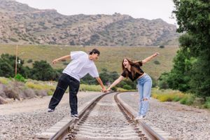 Senior Pictures, Senior Rep Team, Simi Valley, Simi High School, Ventura County, Corriganville Park, Couples Shoot