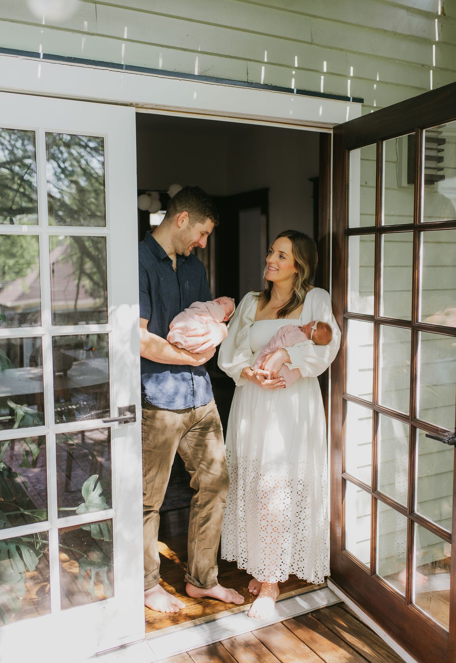 Knoxville Newborn Photos at home in West Knoxville Moms