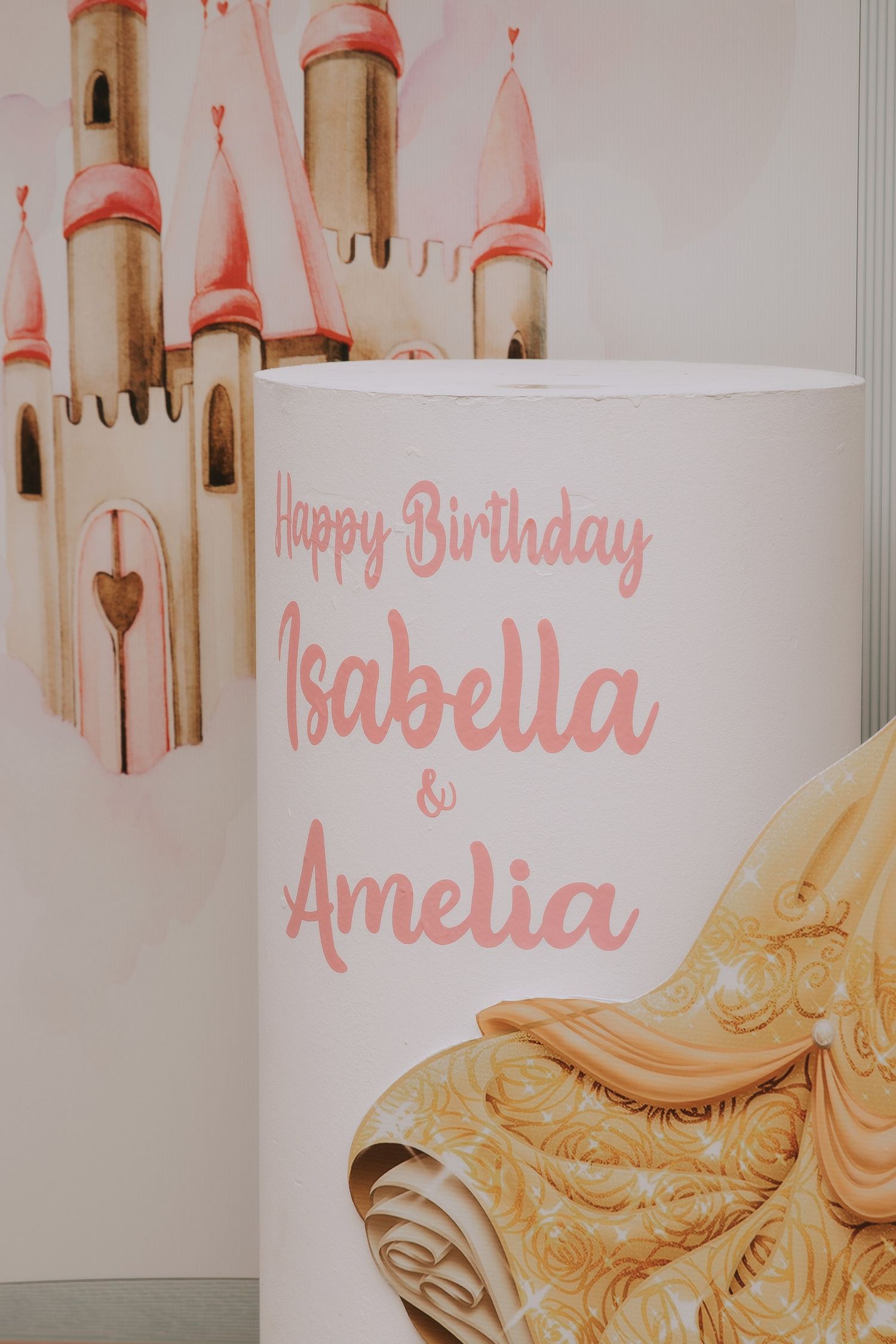 details of cake stand with Happy birthday written on it