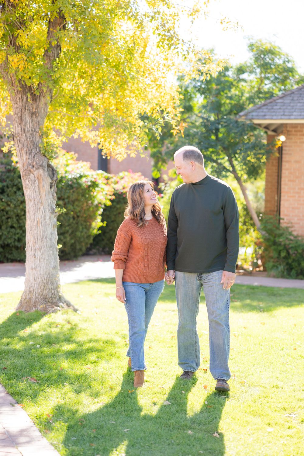 Fall Family Session at Heritage Square in Phoenix, Arizona by Jen Lynn Studios.