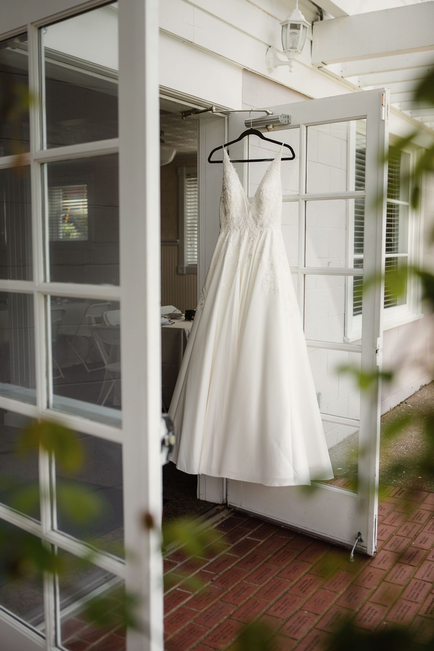 wedding, photography, Washington, pergola, church, Port Orchard, Puget Sound, wedding dress