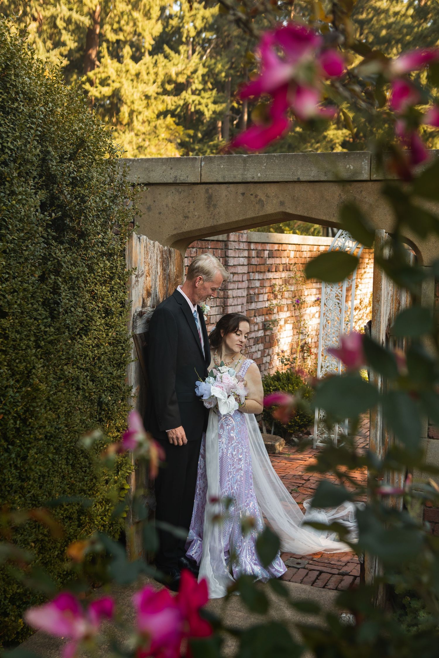 Thornwood Castle, American Lake, English garden, wedding venue, Washington, wedding photography