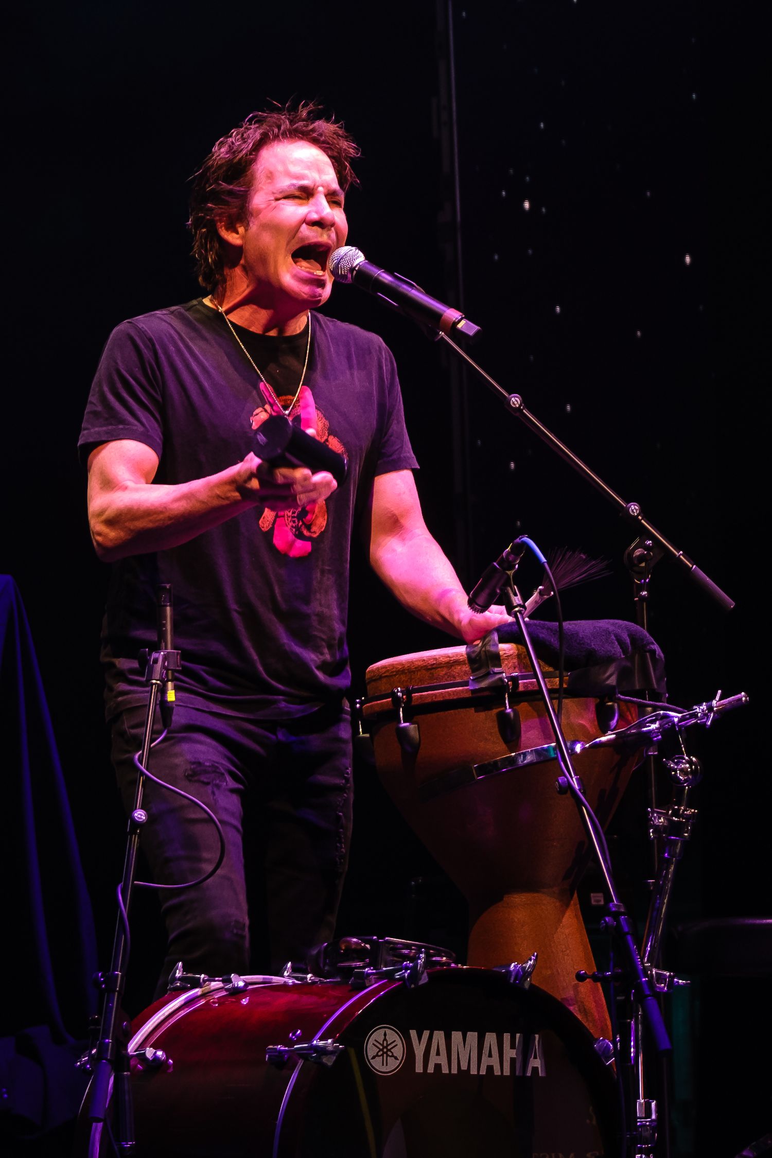 Pat Monahan of Train plays in Gainesville, Fl.
