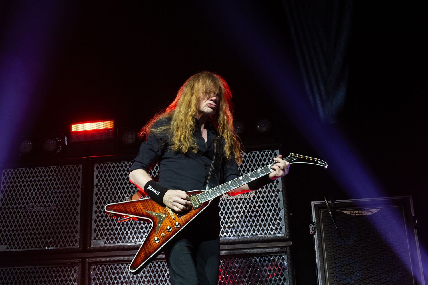Photograph of Megadeth's Dave Mustain live at Dublins 3Arena