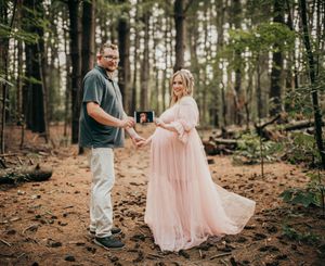 maternity photoshoot in Michigan