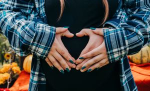 maternity photoshoot in Michigan