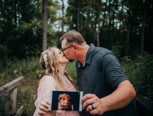 maternity photoshoot in Michigan