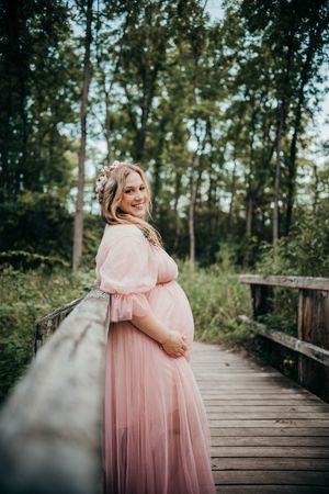 maternity photoshoot in Michigan