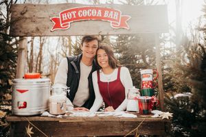 maternity photoshoot in Michigan