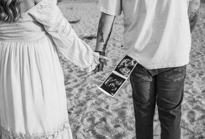 maternity photoshoot in Michigan