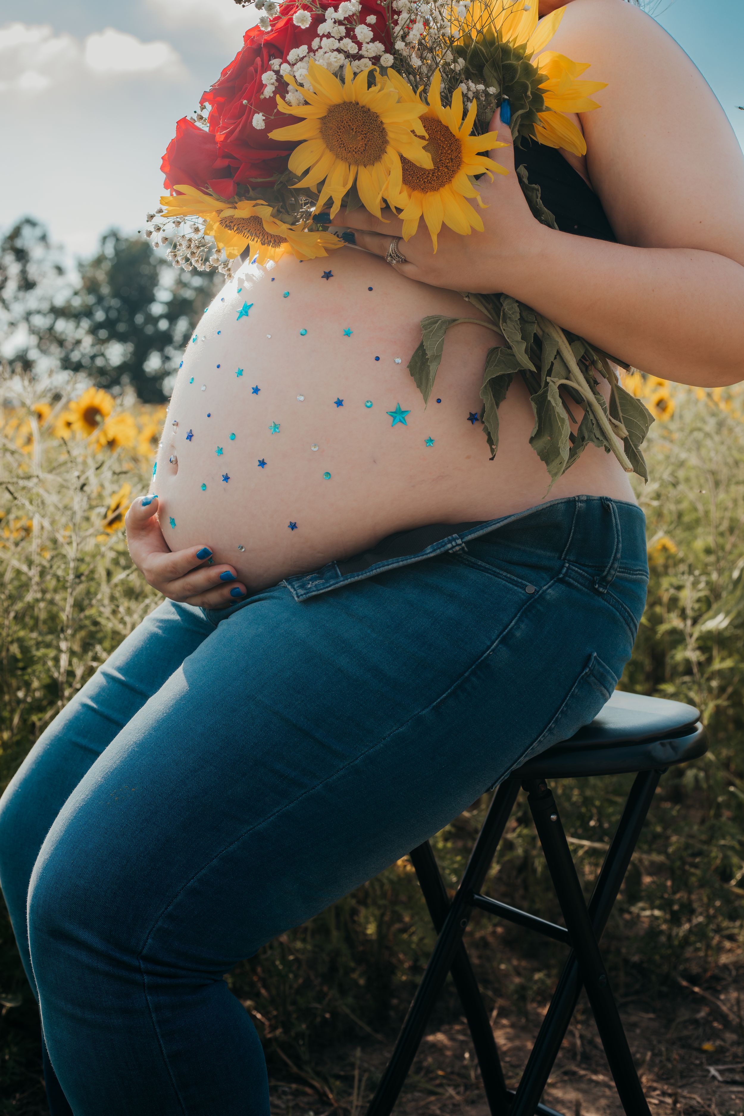 maternity photoshoot in Michigan
