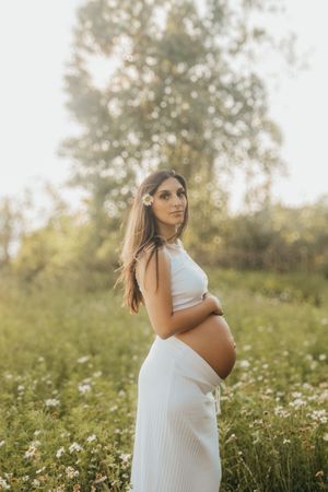 maternity photoshoot in Michigan
