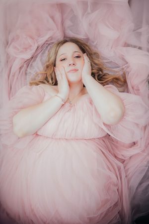 maternity photoshoot in Michigan