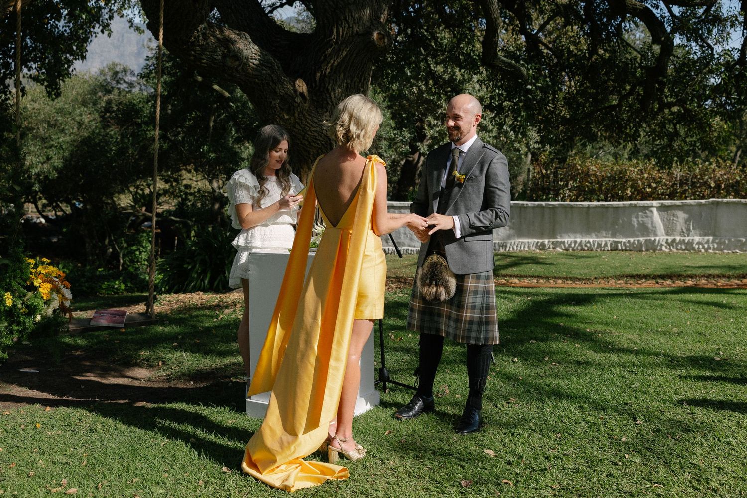 Cape Town wedding photographer Christene de Coning Photography documentary wedding at Babylonstoren.