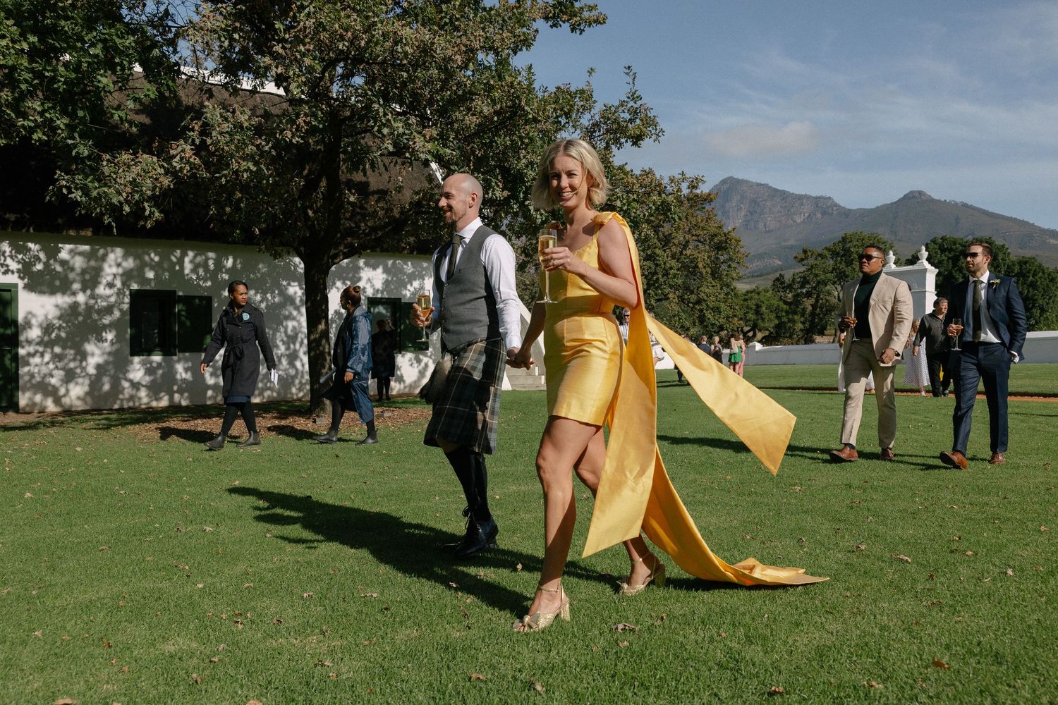 Cape Town wedding photographer Christene de Coning Photography documentary wedding at Babylonstoren.