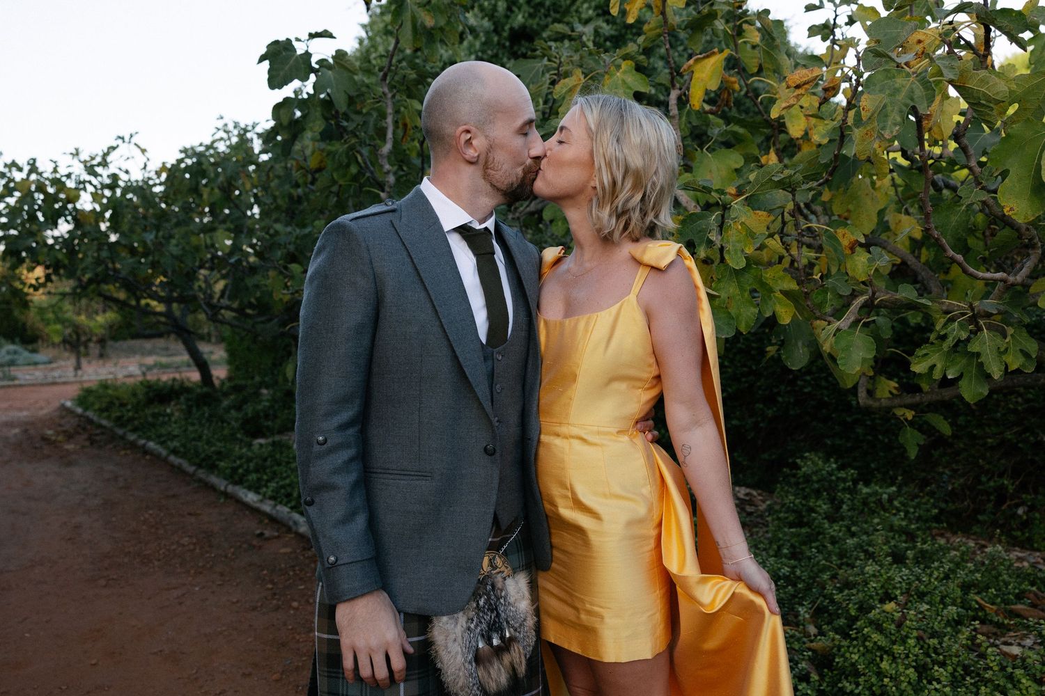 Cape Town wedding photographer Christene de Coning Photography documentary wedding at Babylonstoren.