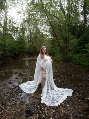 maternity Photographer
newborn photography Kentucky Photographer
Richmond Kentucky 
Lexington kentucky cake smash newborn