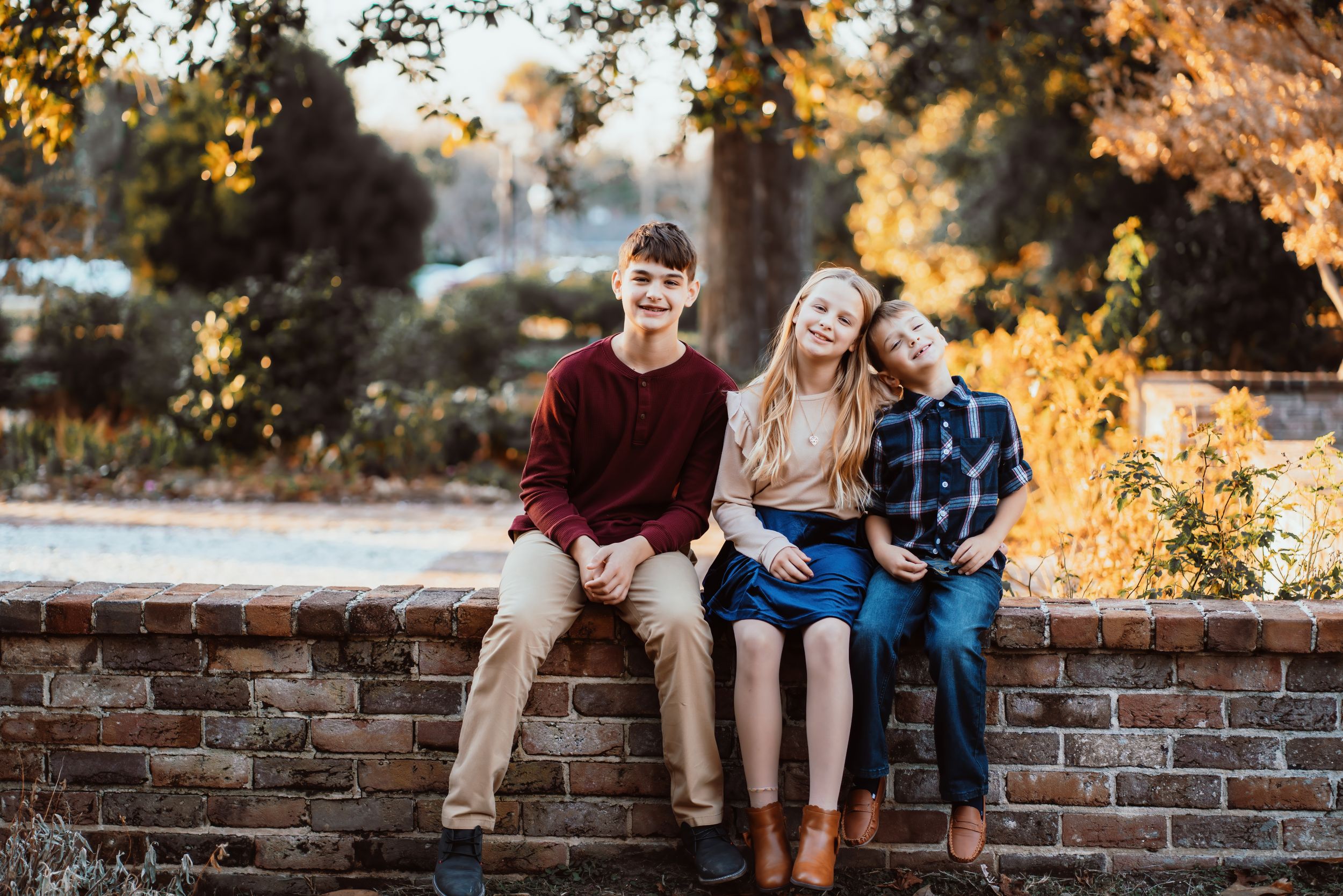 family, sunsets, marsh, mount pleasant photographer, golden hour, family photography, lifestyle photography, parents, kids