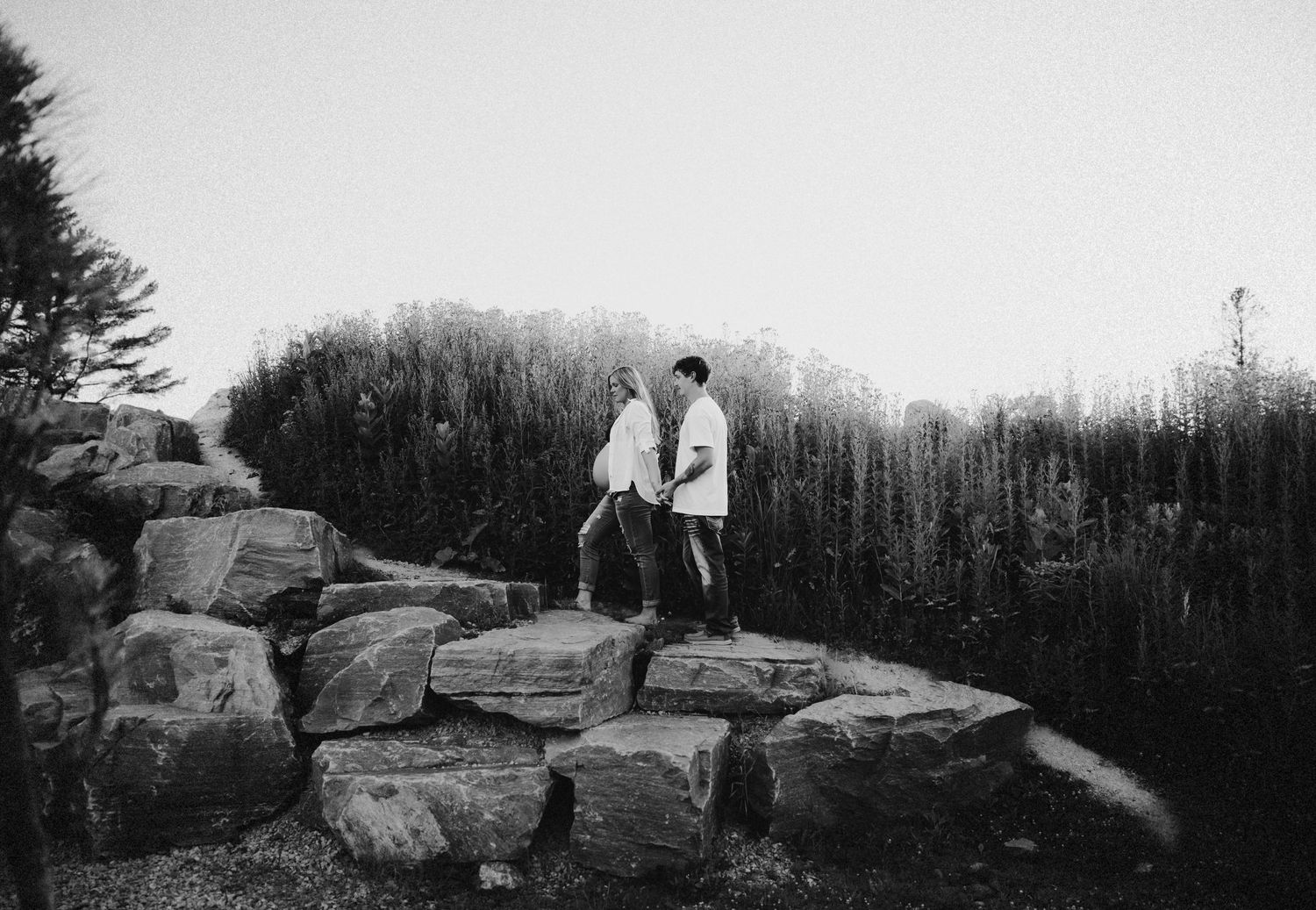 Michigan Based - Motherhood and maternity photographer.
