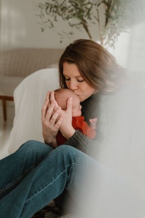 Newborn photographer Wichita, Kansas Sunrise Studio