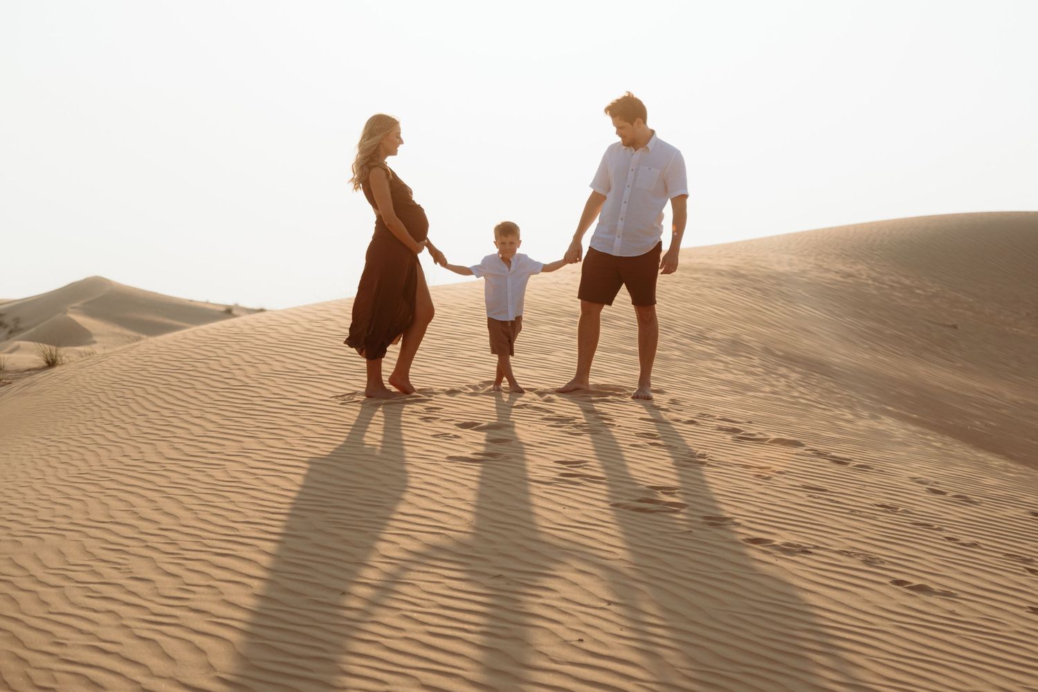 family session photoshoot abu dhabi at home