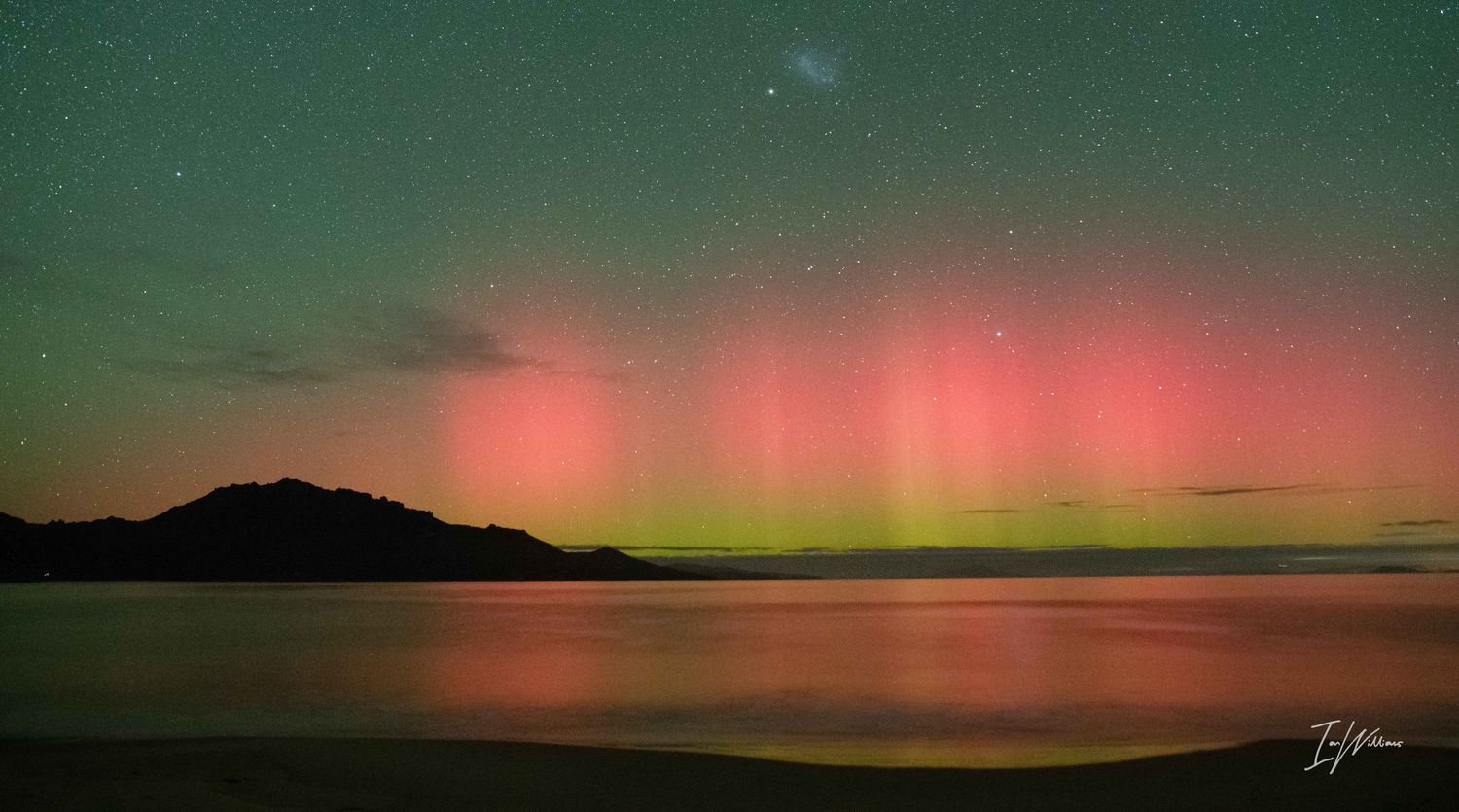 Aurora Australis, Tasmania, 8 May 2024