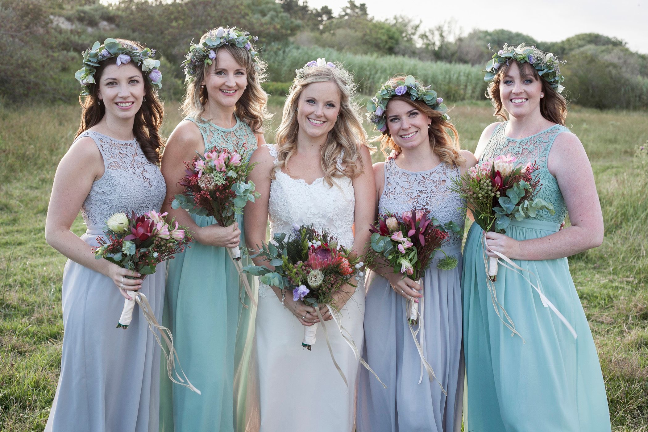 Andie-Rose looking beautiful with her bridesmaids on her wedding day at De Uijlenes outside of Gansbaai in the Overberg