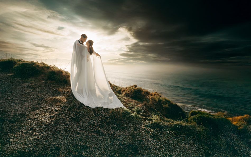 Espectacular luz en el atardecer en el Cabo Vidio, Cudillero, Asturias. Reportaje de Post Boda
