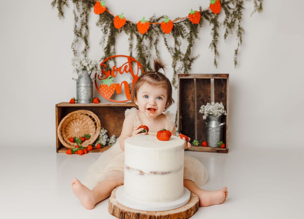 Minford Ohio Cake Smash Photography | Minford Ohio Newborn | Minford Ohio Photographer | Bailey's Photography
