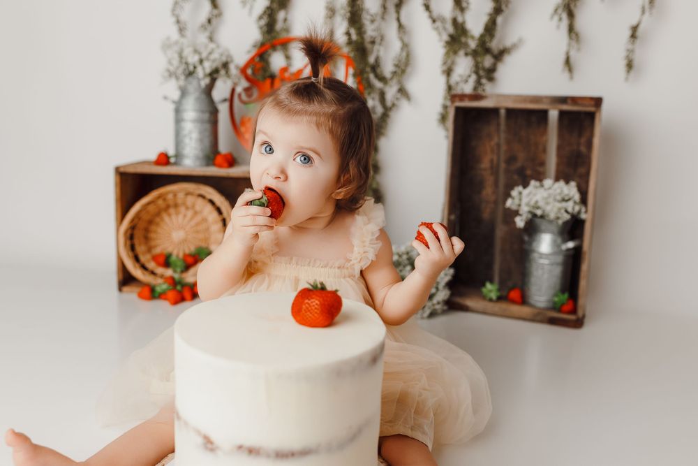 Minford Ohio Cake Smash Photography | Minford Ohio Newborn | Minford Ohio Photographer | Bailey's Photography