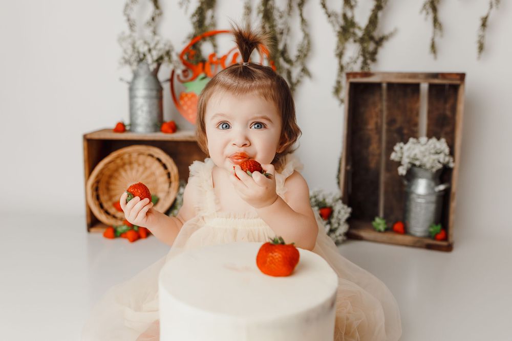 Minford Ohio Cake Smash Photography | Minford Ohio Newborn | Minford Ohio Photographer | Bailey's Photography