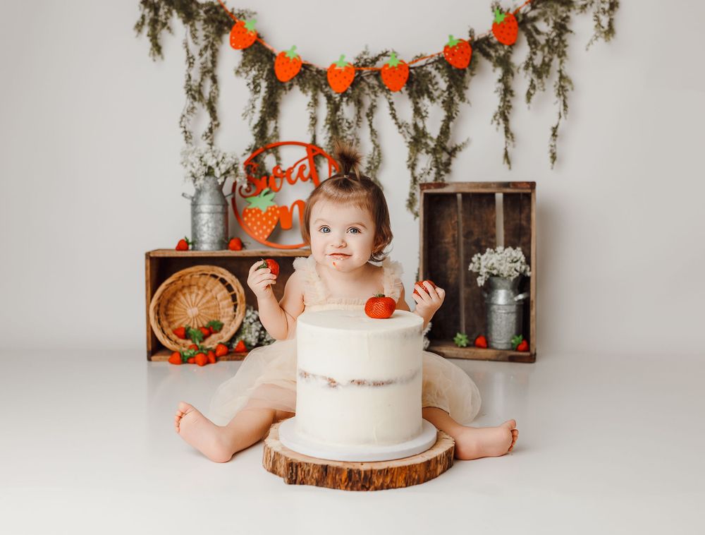 Minford Ohio Cake Smash Photography | Minford Ohio Newborn | Minford Ohio Photographer | Bailey's Photography